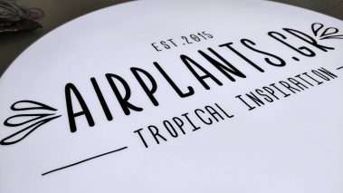 επιγραφή νέον